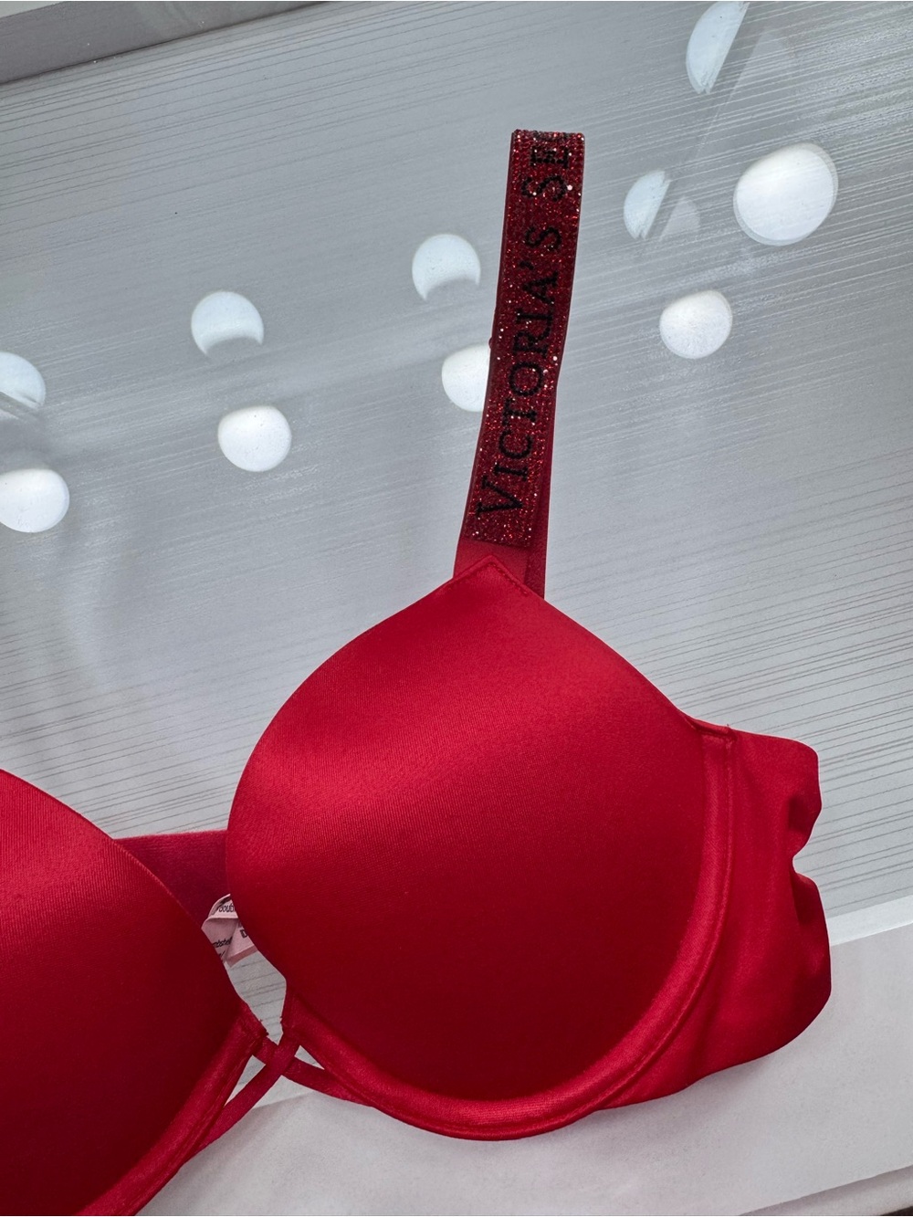 Victoria Secret Bombshell Rhinestone Bra - Picture 4 of 9